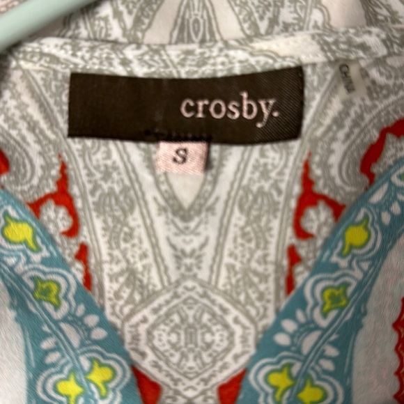 Super Cute, Crosby. 3/4 slitted BELL Sleeve Boho Multicolored blouse size S - Picture 2 of 7